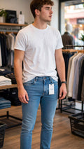 CALÇA CLUBDEMIN SLIM FIT COR JEANS CLARO