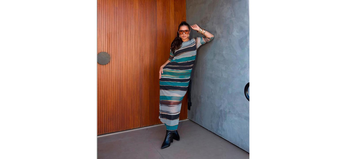 Vestido De Tule Valentina Ferreira Cor Verde Com Preto Estampado