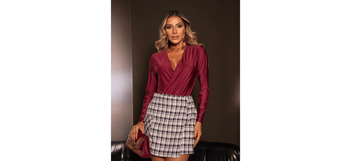 Saia Diva's Xadrez Transpassada Cor Pretoe Branco